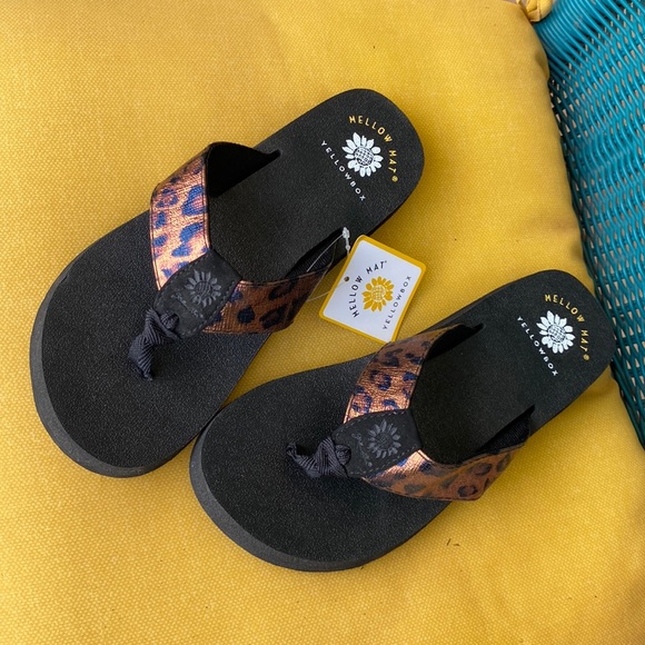 yellow box leopard print flip flops